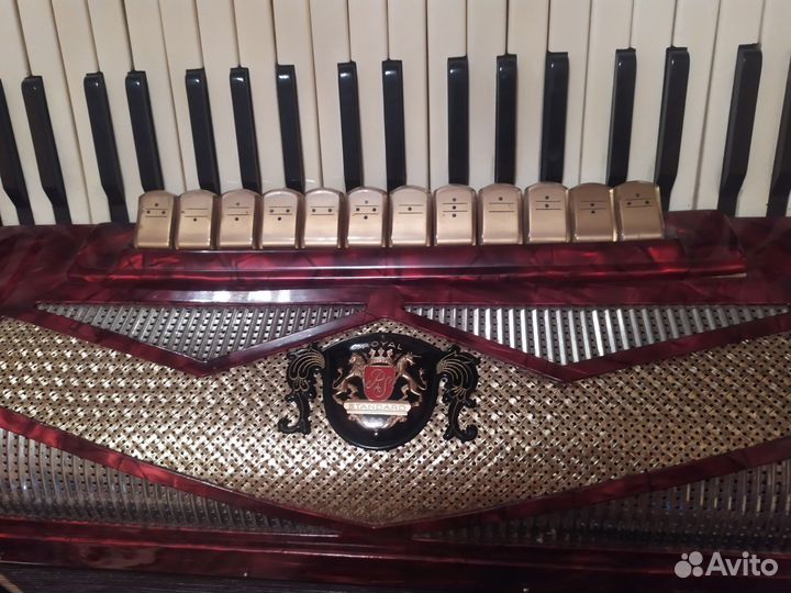 Аккордеон weltmeister, Royal Standard Montana