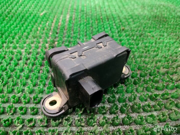 Блок управления abs Ssangyong Rexton Y200 D27DT