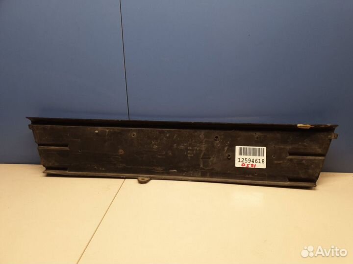 Накладка под номер Ford Kuga 2012-2019