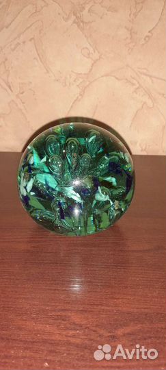 Стеклянный шар