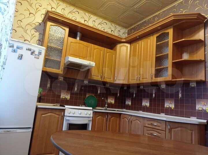 2-к. квартира, 58 м², 3/3 эт.