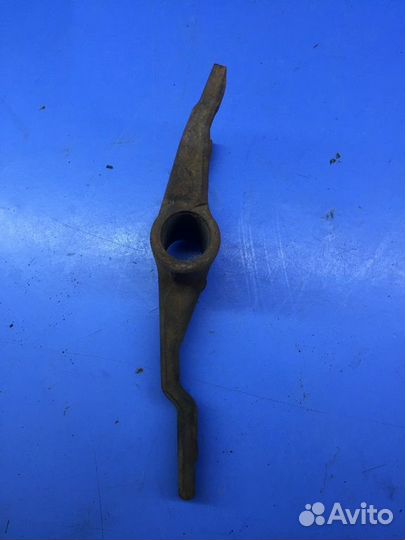 Вилка сцепления 5мт