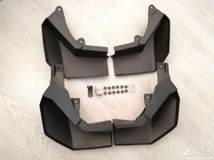 Брызговики Land Rover Discovery 3/4 (новые)