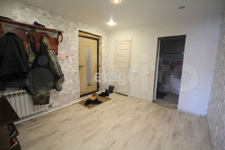 Дом 100 м² на участке 9,5 сот.