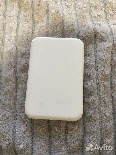 Павербанк Magsafe