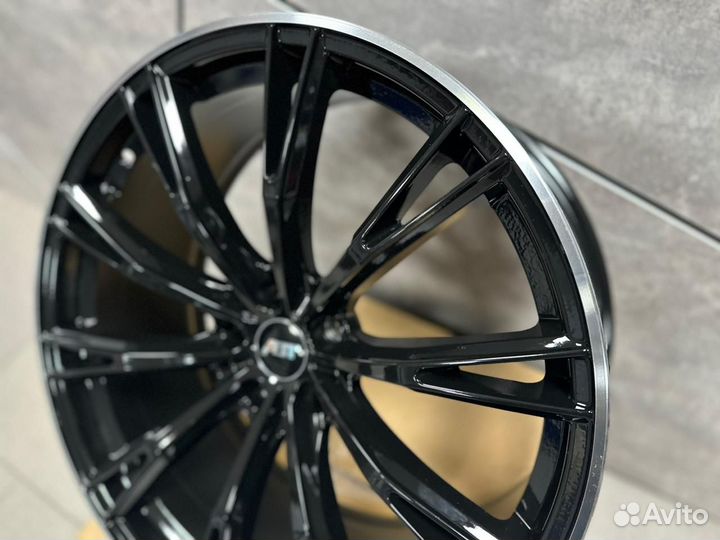 Комплект литых дисков R21 Mercedes-Benz новые