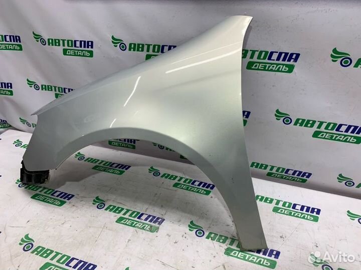 Крыло переднее левое Volkswagen Golf cayc 2010