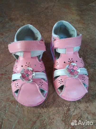 Сандалики для девочки