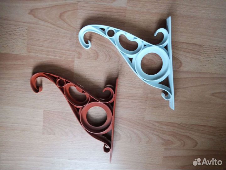 Вешалка - крючок