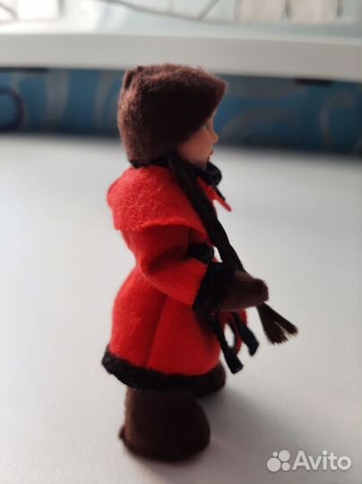 Кукла ручной работы из полимерной глины