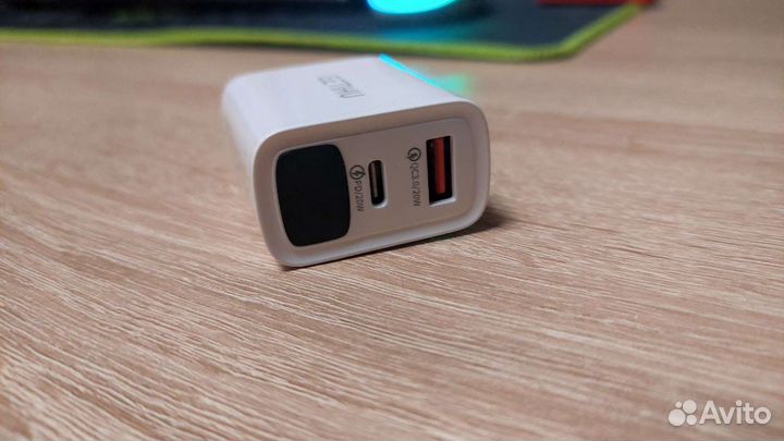 Зарядка QC3.0 PD20w typeC блок питания для всего