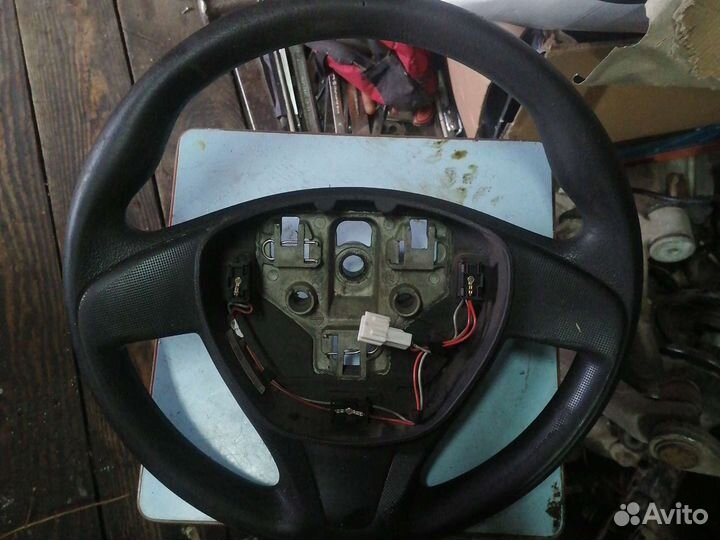 Руль Рено Логан 2