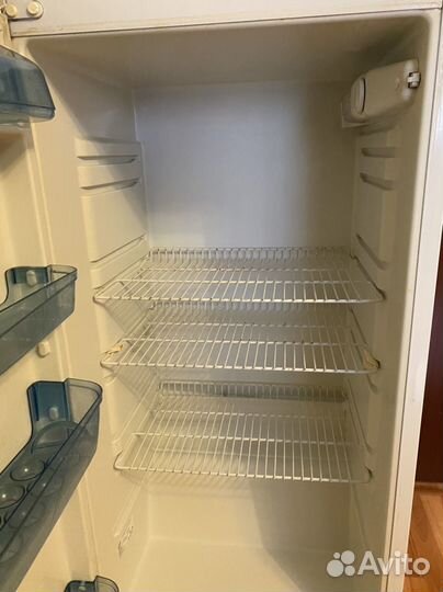 Холодильник бу мир