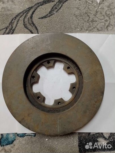 Тормозной диск Nissan Atlas оригинал