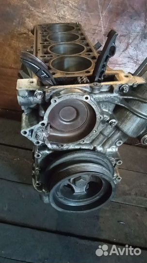 Низ двигателя 111бензин 2.3л. Мерседес Вито 638к