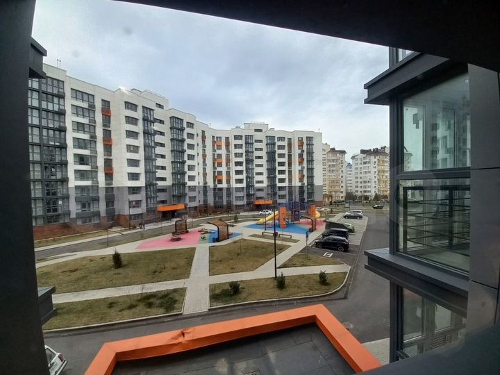 2-к. квартира, 55 м², 3/9 эт.