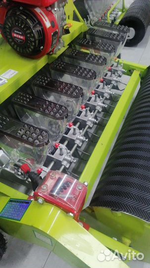 Сеялка самоходная овощная для мелких семян 8 рядов