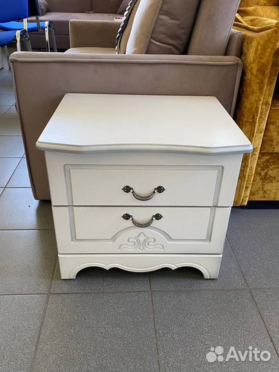 Тумба прикроватная белая Лотос в наличии