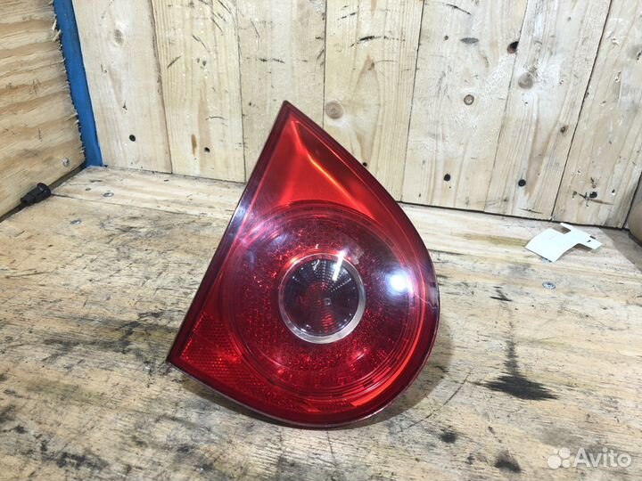 Фонарь задний левый в крышку VW Golf 5 Арт. 100624