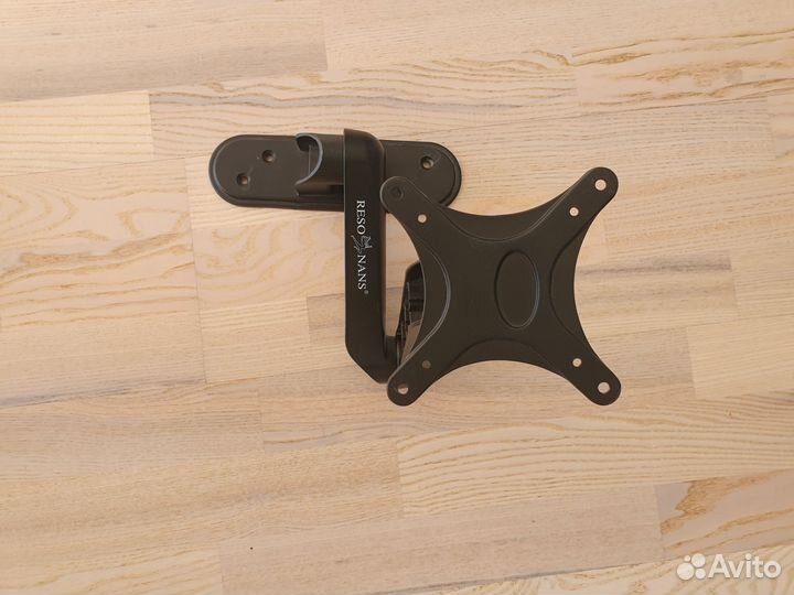 Кронштейн для телевизора поворотный