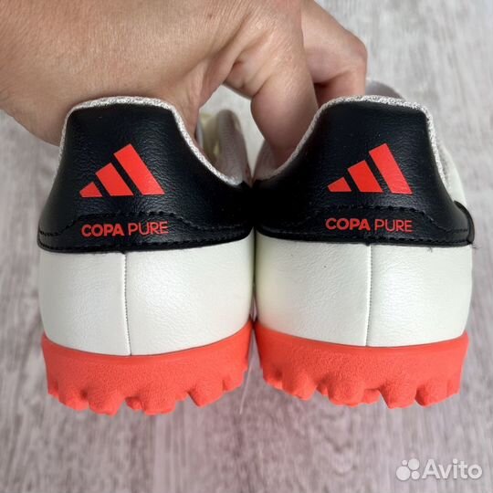 Adidas сороконожки 33 1/2;35 новые