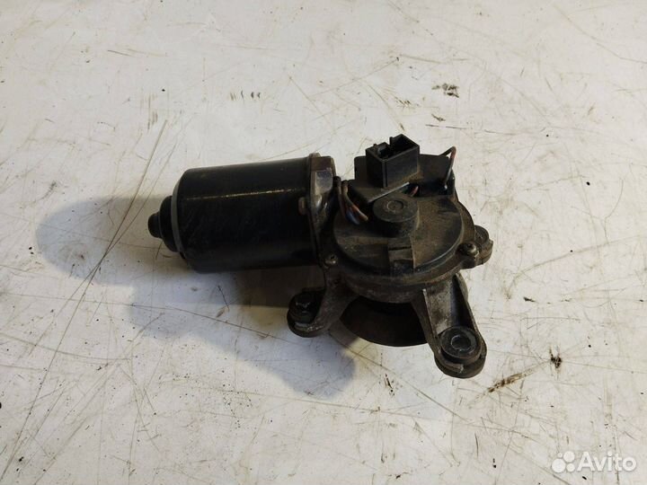 Моторчик трапеции дворников (стеклоочистителя)