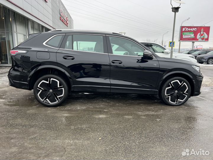 Volkswagen Tiguan L 2.0 AMT, 2024, 100 км