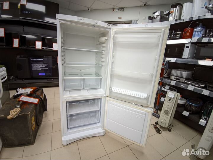 Холодильник Indesit 150см (пт18б)