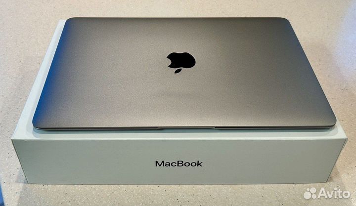 MacBook 12 2017 Space Gray