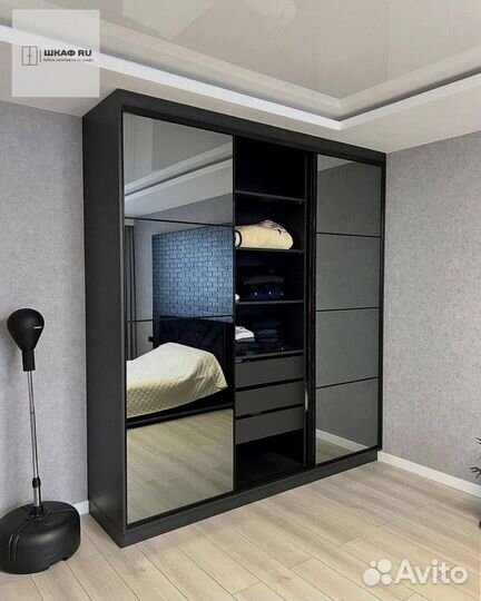 Стильный шкаф купе