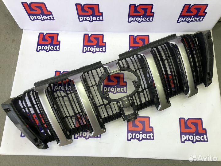 Решетка радиатора Toyota Land Cruiser Prado 150