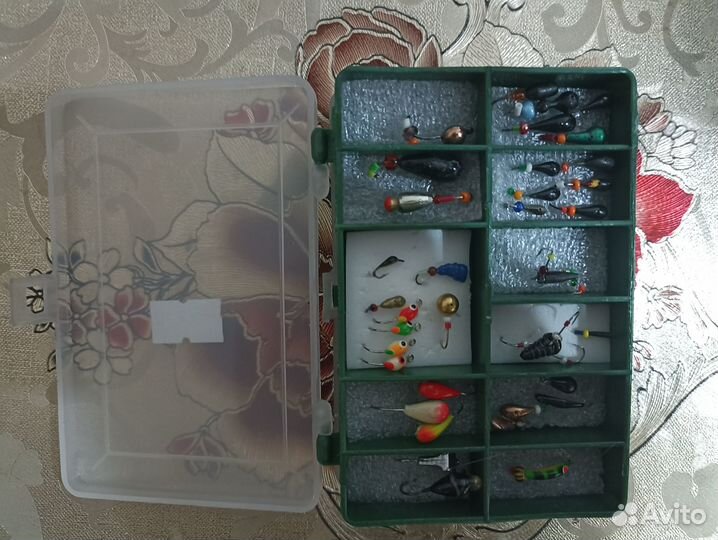 Зимние рыболовные снасти