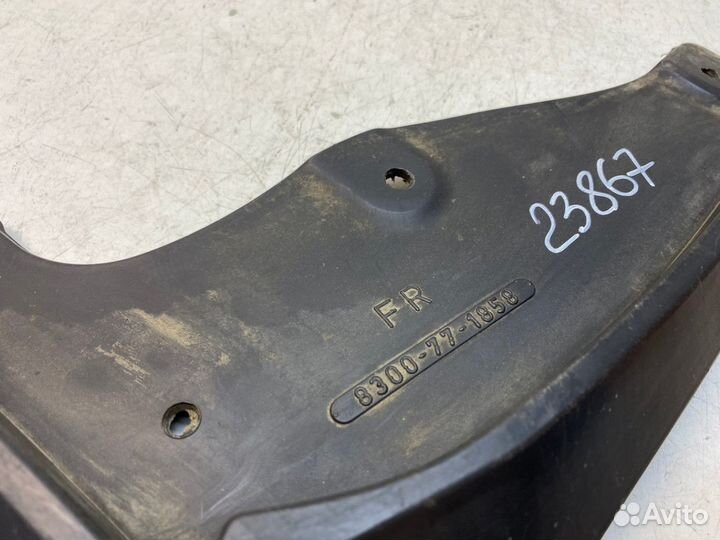 Брызговик передний правый Mazda CX-30 2019+