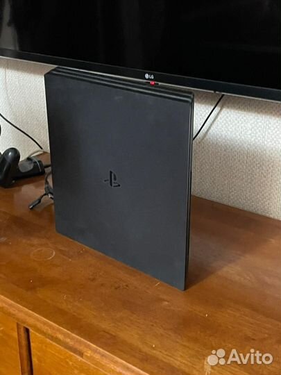 Sony PS4 pro 1tb