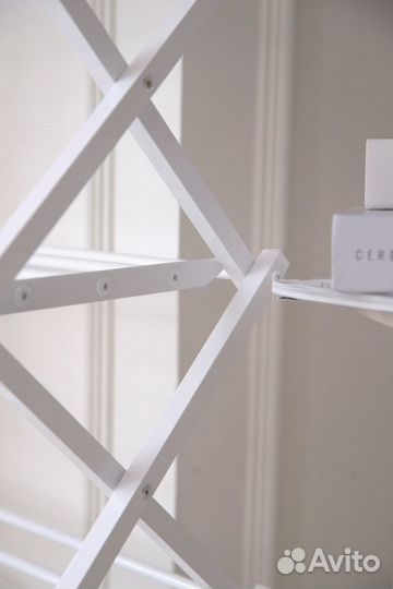 Обувница черная