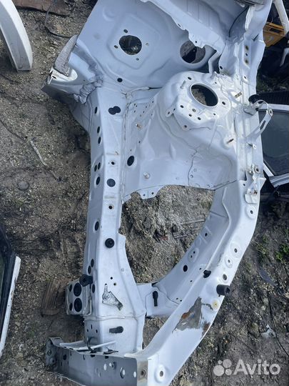 Лонжерон левый четверть toyota rav 4 xa50