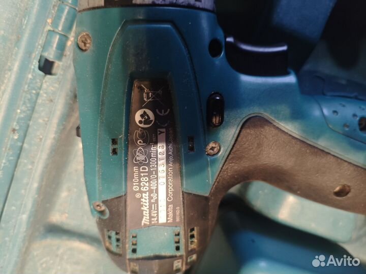 Продам два шуруповерта makita