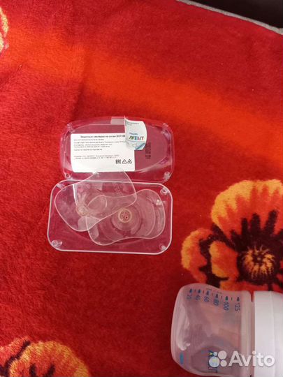 Накладки на грудь Авент новые