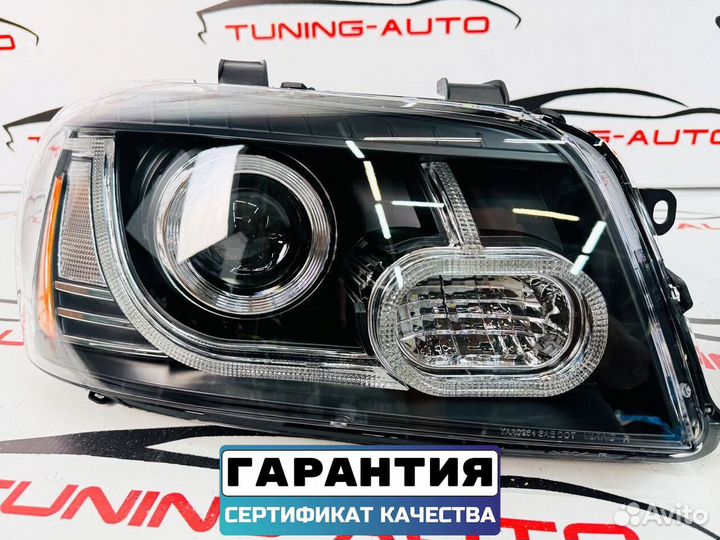 Фары Toyota Highlander 2000-2007