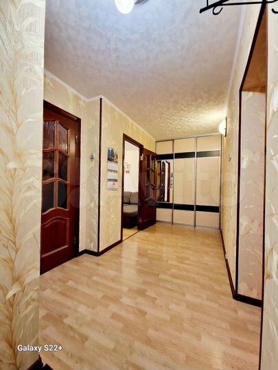 3-к. квартира, 64 м², 1/5 эт.