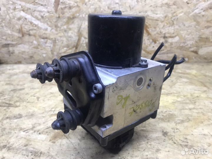 Блок abs Volkswagen Passat B6 2.0 2008