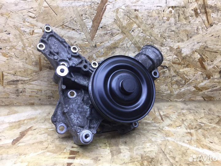 Помпа Mercedes-Benz E W212 3.5 2010