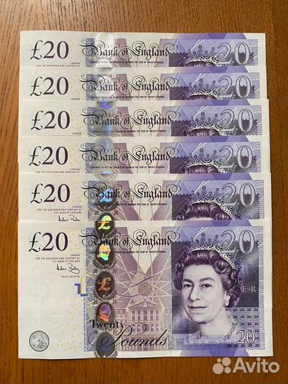 Шесть банкнот фунтов стерлингов с Адамом Смитом