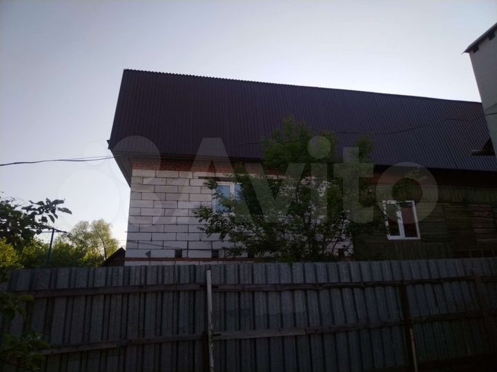 Дом 100 м² на участке 10 сот.