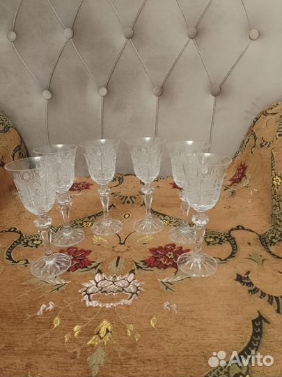 Хрустальные рюмки