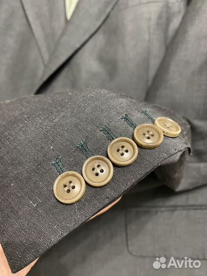 Продается костюм Hugo Boss оригинал