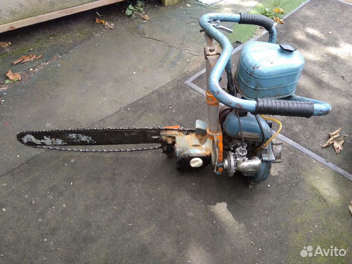 Бензопила 