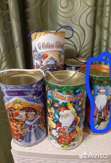 Тубы новогодней тематики