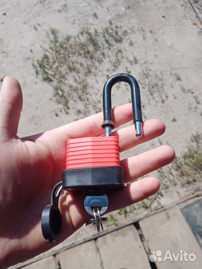 Замок гаражный