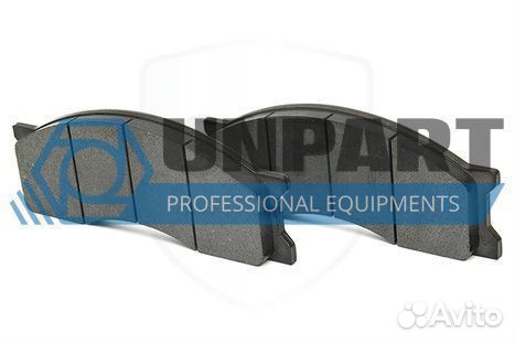 Комплект тормозных колодок volvo 17410219